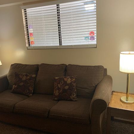 Oak Square Rentals Гатлинбург Номер фото